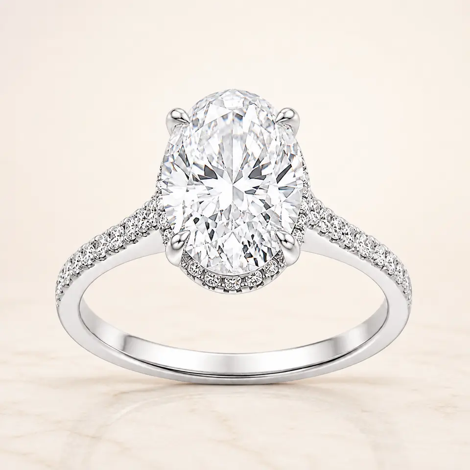Aurora Oval platinum diamond ring